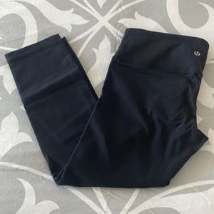 Lululemon Black Crop Leggings - Size 6